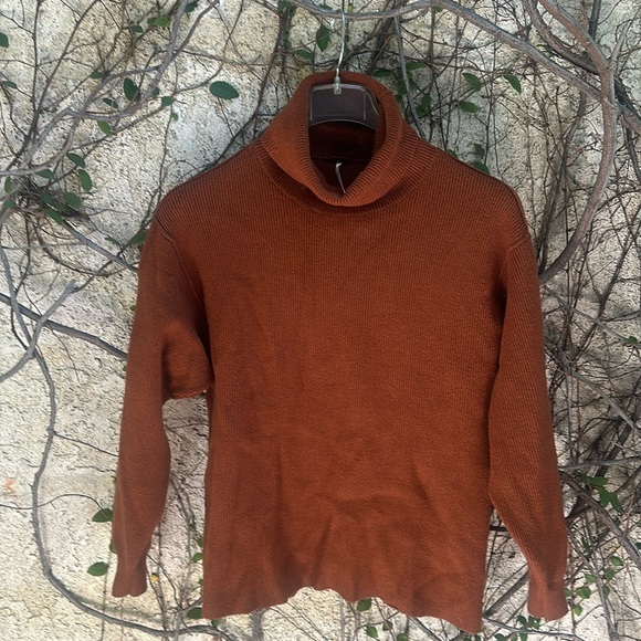 Free People Roll Neck Sweater - Picture 2 of 7